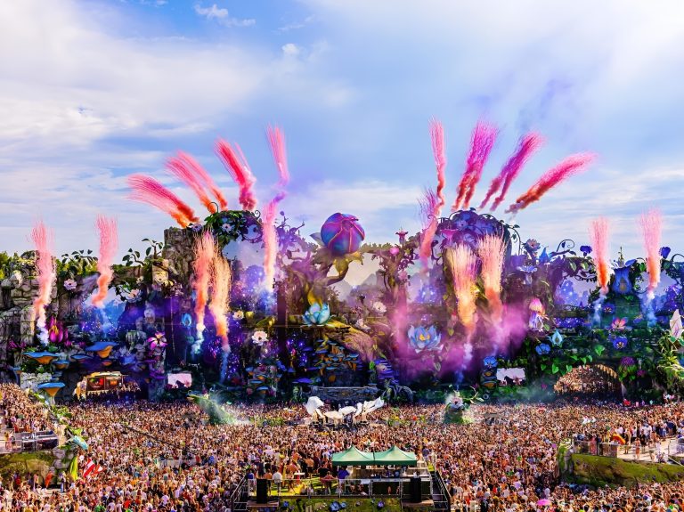 You Cannot Miss These Sets At Tomorrowland Weekend 2