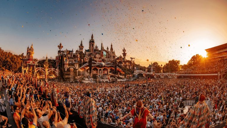 You Cannot Miss These Sets At Tomorrowland Weekend 1